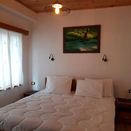 The Heart Of The Bazaar Guest House Gjirokaster Luaran gambar