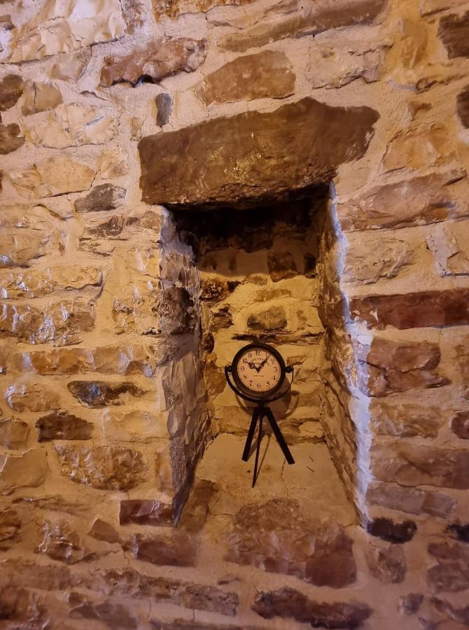 The Heart Of The Bazaar Guest House Gjirokaster Luaran gambar