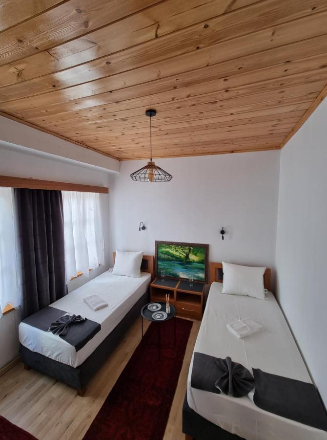 The Heart Of The Bazaar Guest House Gjirokaster Luaran gambar